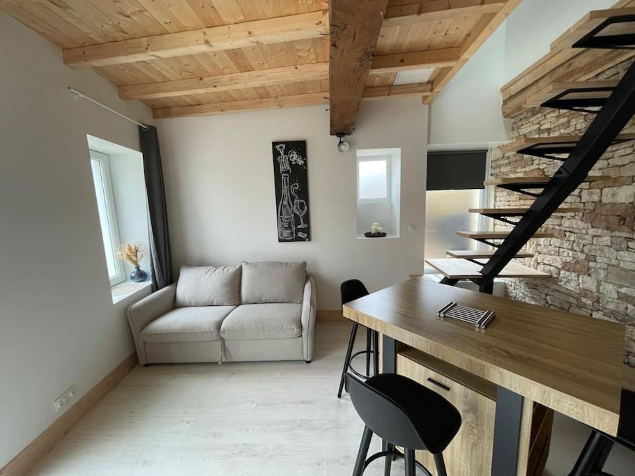 Charmante Maison De Village Viré Kültér fotó