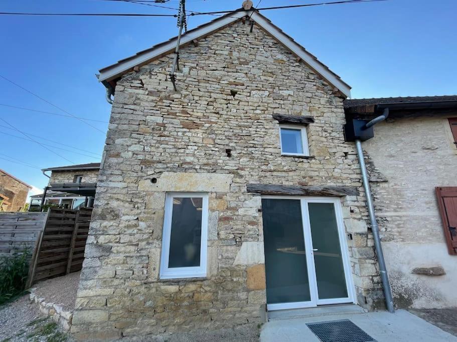 Charmante Maison De Village Viré Kültér fotó